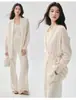 Conjunto de Tricô Consinee 100% Caxemira Pura de Luxo Leve para Mulheres Cardigã Camisola Calça de Cintura Alta Conjunto Elegante de Três Peças