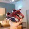 Sapatos de caminhada para bebê, sapatos de bebê para primavera e outono, sola macia, antiderrapante, para meninos e meninas de 1 a 3 anos, tênis casuais alemães de treinamento, tênis para meninas