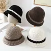 Nuevo gorro de punto de bloques de color para otoño para mujer, elegante y versátil, sombrero tipo cubo simple, estiloso y moderno, sombrero de pescador con protección solar y a prueba de viento