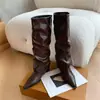 Botas de Punta con Hebilla Plisadas Apiladas para Mujer, Nuevo Estilo Otoño/Invierno 2026, Botas Largas Estilo Punk Caballero Calle para Chicas Modernas