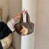 Bolso de Mano Tipo Cubo de Diseño Nicho para Mujer 2024 Nuevo Patrón Lichi Cesta de Verduras Simple Combinable a la Moda Explosivo Bolso de Mujer