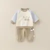 Conjunto de Ropa Exterior de Dos Piezas de Algodón Puro para Niños, Estilo Nuevo de Primavera, Lindo, Estampado de Perro de Dibujos Animados, Ropa para Principios de Primavera