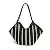 Bolso tote minimalista de nicho para mujer 2026 Nuevo versátil para ir al trabajo, madre e hija, bolso casual de mano, bandolera, para debajo del brazo, bolsa grande