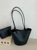 Bolsa de balde tecida com padrão de nicho da moda para mulheres, novo modelo 2026, bolsa de ombro para o dia a dia, bolsa de balde de alta qualidade e grande capacidade