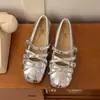 Zapatos de Ballet Individuales Plateados Zapatos de Mujer Otoño 2026 Nuevos Zapatos Mary Jane con Lazo Francés Zapatos Pequeños de Cuero para Mujer Zapatos Planos para Mujer