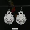 Aretes de Estilo Exótico de Venta Caliente Retro Literario Clásico Dignificado Ganchos para la Oreja Versátil Hueco Moda Borla Colgantes