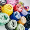 Zapatos Blancos de Degradado Colorido con Estampado de Patrón Arcoíris de Doble Capa, Cordones Brillantes, Cordones Multicolor al por Mayor Personalización