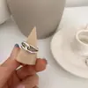 Anillo Vintage de Apilamiento Combinado para Mujeres Estilo Ins Taiyin Vestido Antiguo Estilo Frío Sexual Anillo de Celebridad de Internet Diseño de Nicho