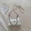 Bolso de Hombro Único con Cadena de Patrón de Diamante para Mujer, Nuevo de Moda Verano 2026 Bolso Cruzado Sencillo para el Trabajo y para Llevar Debajo del Brazo para Mujeres