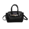 Bolsa Pequena de Luxo para Mulheres, Nova Bolsa Transversal Versátil, Fashion e Tendência, Pode Ser Usada como Bolsa de Mão, Bolsa de Ombro ou Bolsa de Braço para Senhoras