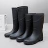 Zapatos de agua gruesos de tubo largo para hombre para pesca al por mayor impermeables antideslizantes sitio de construcción tubo alto protección laboral zapatos para lluvia hombre