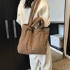 Bolso de Hombro Suave Relleno Estilo Coreano Nuevo Otoño e Invierno Bolso de Axila Gran Capacidad Doble Propósito Bolso Tote Portátil para Viajes