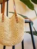 Estilo Bosque Nueva Bolsa de Playa Hueca Bolsa Tejida a Mano Bolsa de Paja Bolso de Mano para Mujer Bolso para Mujer Bolso de Hombro Venta al por Mayor