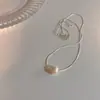 Collar de Perlas Plateadas Corazón Roto Estilo Francés, Cadena para Clavícula de Lujo Ligero de Alta Gama, Diseño de Moda Versátil, Collar Elegante para Mujer