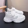 Zapatos Deportivos de Malla Simple para Hombre y Niño 2026 Verano Nuevos Casuales Blancos Zapatos para Niño Antideslizantes Suela Suave Ligeros Zapatos para Correr