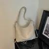 Bolsa Retrô de Luxo para o Dia a Dia Feminina 2026 Nova Popular de Outono Bolsa de Ombro de Grande Capacidade Mochila Multifuncional