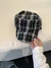 Sombrero de Montar a Rayas y Cuadros Retro Japonés para Mujer Primavera Verano Versátil Adelgazante Facial Sombrero de Copa Plana Protección Solar Parasol Sombrero de Pato