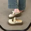 Chinelos Baotou Femininos Sapatos Preguiçosos para Exterior 2026 Verão Novo Laço Gentil Francês Slip-on Semiabertos Sapatos Individuais