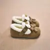 Botas Gruesas de Algodón con Forro de Felpa para Niños 2025 Nuevo Estilo de Invierno Botas de Algodón Casuales de Moda para Niños Botines Lindos de Dibujos Animados para Niñas
