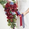 Ramo de Flores Simulado de Mano para Novia, Flor de Seda Rosa Roja Ramo de Atrezzo para Fotografía de Bodas