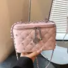 Bolso caja elegante de estilo coreano transfronterizo inspirado en Chanel, bolso cruzado de cadena nuevo y versátil de nicho para el transporte diario de estudiantes universitarios