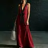 Roupas de vestuário feminino para comércio exterior, vestido de praia sexy europeu e americano sem mangas e com decote em V, vestido casual de viagem, gentil, elegante e de alta qualidade