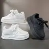 Tenis Infantiles, Zapatos Deportivos para Niños y Niñas, Nuevos Zapatos Casuales de Color Puro para Niños Primavera y Otoño 2026, Zapatos de Correr Ligeros y Versátiles