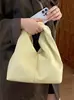 Yue Zi 2026 Principios de Otoño Nuevo Diseño Elegante Bolso de Mano Bolso de Mujer Bolso Nube para el Viaje Diario Bolso para el Viaje de Negocios Bolso de Noche