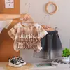 Conjunto de Verano para Niños Estilo Coreano Ropa para 1-5 Años, Ropa de Verano Elegante y de Moda con Estampado de Letras Conjunto de Dos Piezas de Manga Corta
