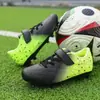 Chuteiras de futebol com velcro transfronteiriças com travas longas, versão de tamanho grande para meninos e meninas, adolescentes, competição profissional e chuteiras de treino