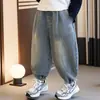 Calça Jeans Infantil 2026 Nova Coleção Primavera e Outono Estilo Novo Calça Jogger de Corte Solto para Meninos e Meninas para Bebês e Crianças Pequenas