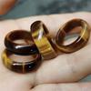 Suministro directo de fábrica al por mayor colgante de piedra ojo de tigre moda para hombre y mujer ojo de tigre piedra clara dragón marca collar colgante anillo