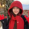 Gorro pasamontañas rojo para mujer, gorro de punto cálido para otoño e invierno y bufanda integrados con capucha y calentador de cuello