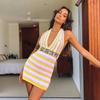 Vestido de punto femenino a rayas con contraste en el cuello, sin espalda y escote en V profundo, para vacaciones exóticas de principios de primavera 2022