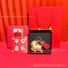 Chaveiro Ano do Carneiro Estilo Chinês Nuvens Auspiciosas e Carneiro da Fortuna Popular, Pingente de Carneiro Trazedor de Dinheiro Ouro Puro, Presente Criativo Venda por Atacado