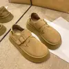Zapatos 2026, estilo otoño de corte profundo, mocasines de suela gruesa para mujer, diseño de hebilla retro, nuevo estilo slip-on
