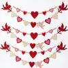 Guirlanda de Contas de Madeira com Coração Vermelho e Rosa de Feltro Cruzada Bandeira com Seta de Cupido Decorações para Festa Temática de Aniversário