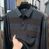 Camisa polo de manga larga a rayas para hombre de otoño con cuello camisero, prenda business casual de moda para hombres de mediana edad, top versátil tipo camiseta