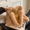 Bolso peludo para mujer, versátil para otoño e invierno 2026, nuevo bolso de moda para hombro cruzado, gran capacidad, bolso peludo de alta gama