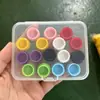 Adecuado para usar con botellas de vidrio, esta tapa a prueba de polvo de grado de laboratorio es un producto de caucho de marca a prueba de fugas que se puede personalizar en mililitros y viene en color blanco.
