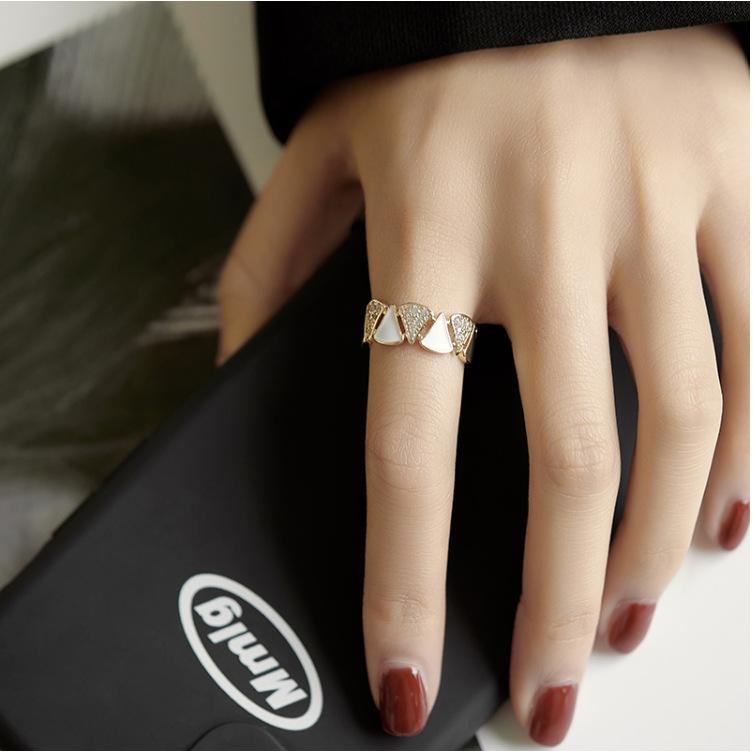 a45b41273a671b2c309f396573f3f1