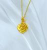 [El Enlace para Este Artículo es para Liquidación, Sin Devoluciones ni Cambios] Colgante Tradicional de Flor de Rosa Chapado en Oro para Mujer, Cadena Versátil de Clavícula de Lujo Ligero