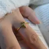 Anillo Cruzado Europeo y Americano de Amazon Nueva Moda Simple Versátil para el Uso Diario Estilo Casual Anillo Regalo para Mujer 2026