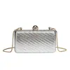 Bolsa de Mão com Strass para o Verão 2026 Corrente Banquet Mini Feminina de Alta Qualidade Quadrada Requintada Bolsa de Noite Bolsa de Mão para Vestido