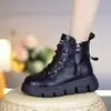 Nova coleção outono/inverno 2025: Botas curtas estilo Martin britânicas, antiderrapantes, com sola plataforma para altura extra e interior espesso forrado com fleece para aquecimento