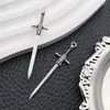Mistura 16 pingentes de espada adaga facão simulação liga de prata antiga chaveiro diy acessórios de joalheria atacado