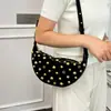 Bolso bandolera versátil para mujer, bolso de hombro simple, gran capacidad, moda de otoño, nuevo bolso casual 2026 de terciopelo con remaches de bola de masa
