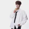 Camisa Larga de Manga Larga con Solapa de Diseño Plisado con Remaches Estilo Americano para Hombre, Nueva Marca de Moda Primavera Camisa Chaqueta Holgada Versátil