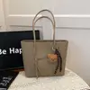 Bolsa Tote Grande e Elegante, Nova Tendência, Bolsa de Ombro Feminina da Moda, Bolsa para o Dia a Dia Vintage, Série Miu