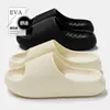 Pantuflas cómodas de suela gruesa 3D para parejas, nuevo modelo verano 2026, uso en interiores en casa, suela gruesa, sandalias impermeables y resistentes al olor